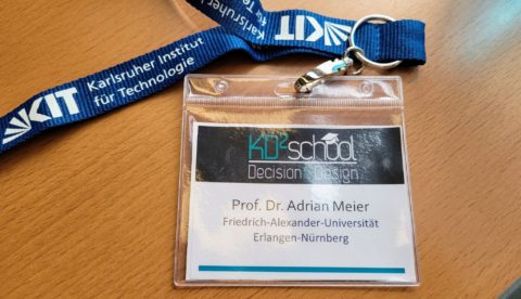 Zum Artikel "Soziale Technologien und psychische Gesundheit: Gastvortrag von Prof. Adrian Meier an der KD²School des KIT"